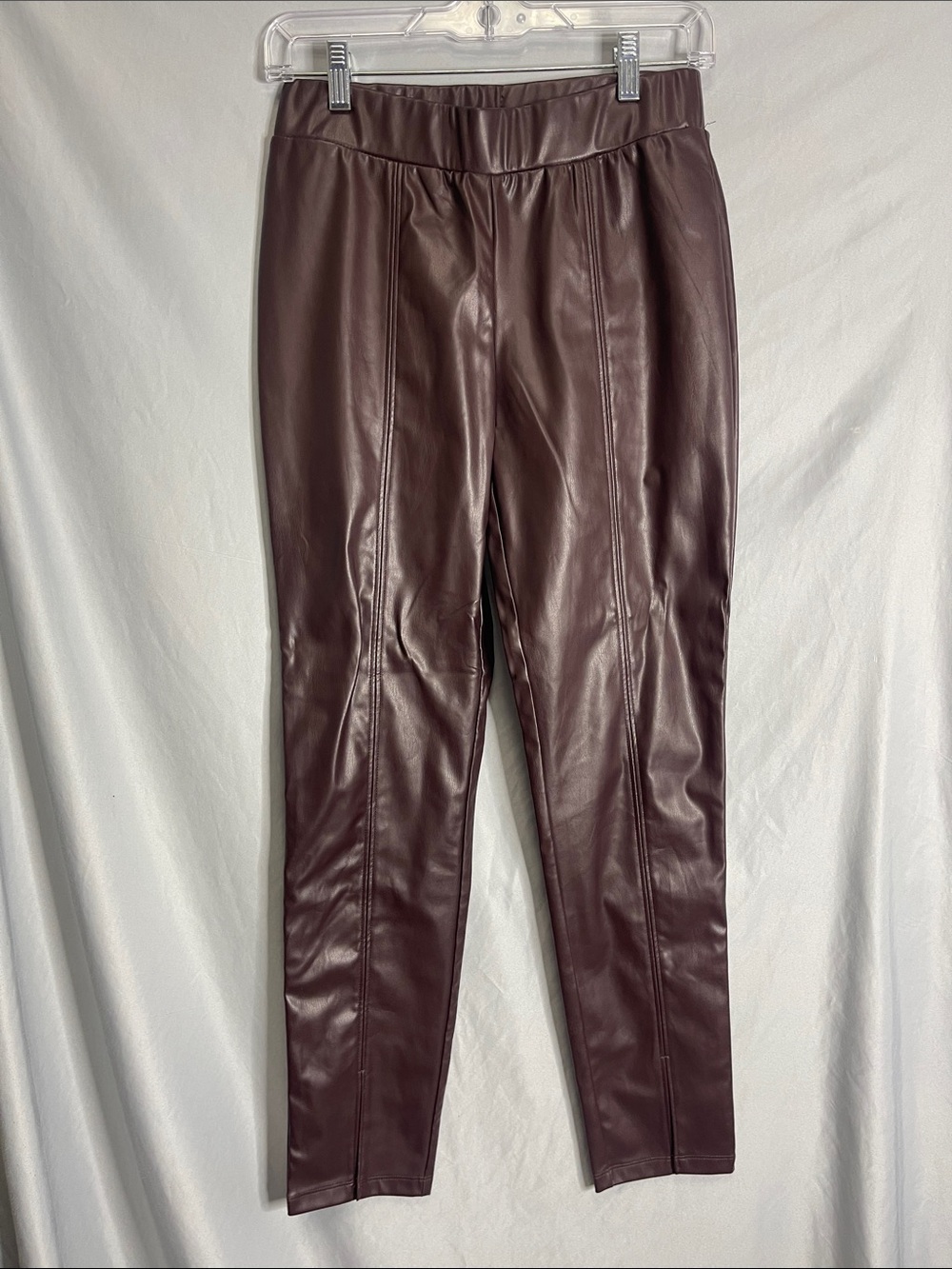 Francesca’s Alya Women’s Faux Leather Pants in Deep Burgundy